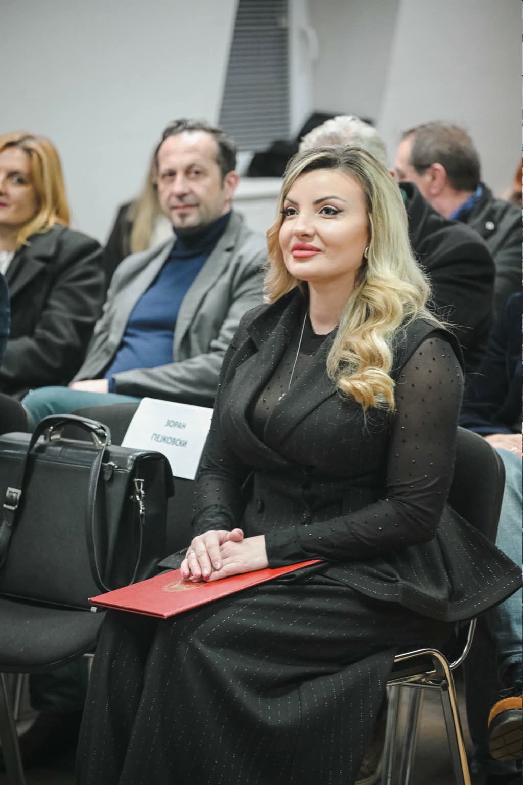 137069ef 9bcd 4a4b 8339 1eee32867447