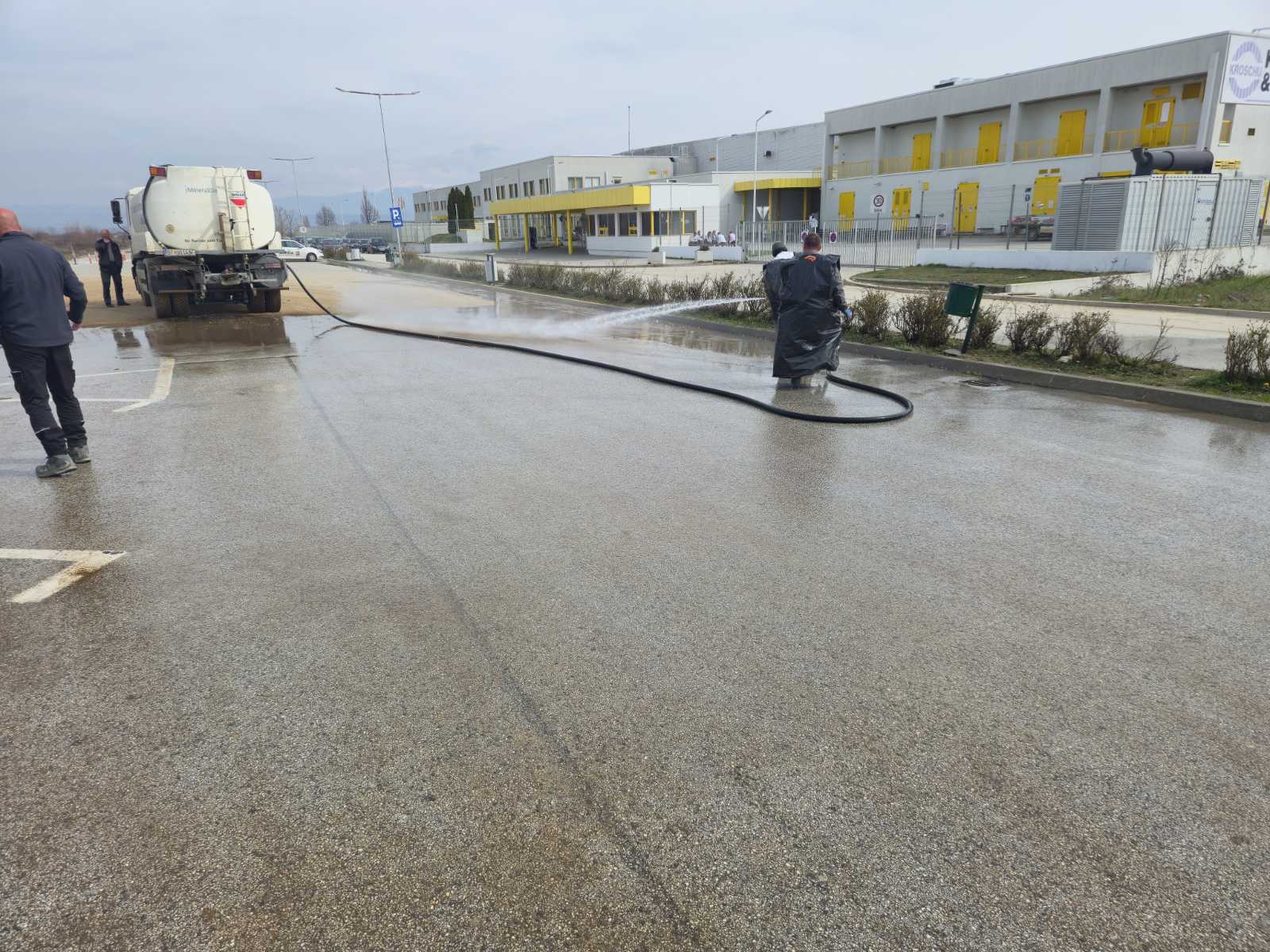 IMG 13fe4cc97767633a242541d39c52884a V