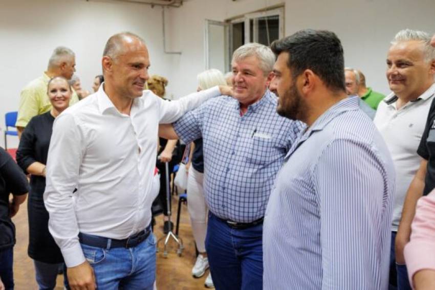 b31327467ef74a7f2de3a7b2ab7aac48 XL