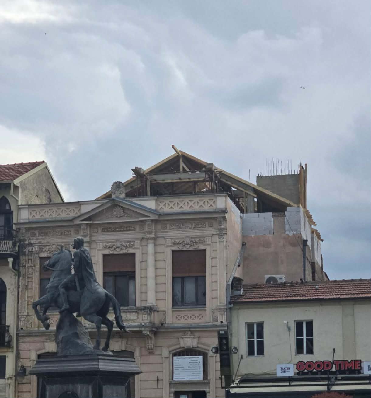 Алхамбра лифт 2 фото Анета Блажевска