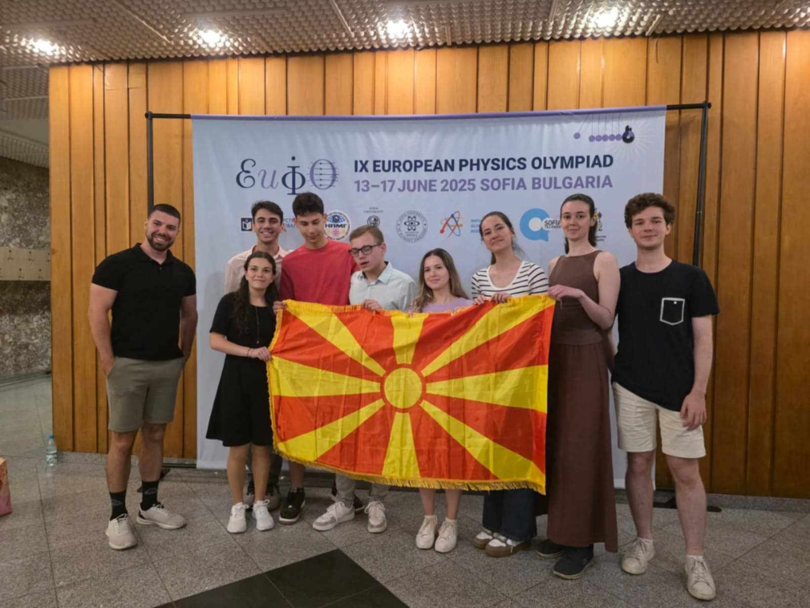 искра 2