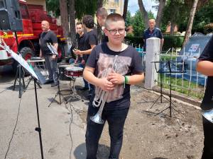 Виктор Дамјанов најмладиот свирач во Дувачкиот оркестар- Сонуваше да биде тапанар, а денес одлично свири труба