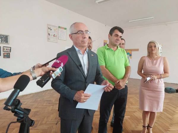 Да се отповика донесениот ребаланс, ќе има координативна средба за новопредложениот , рече Коњановски