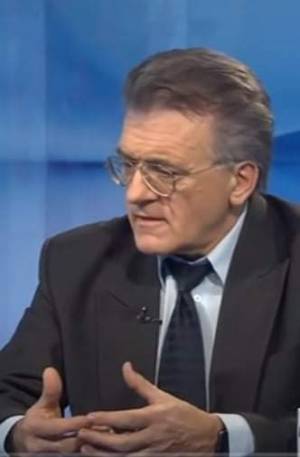 ВО ПОТРАГА ПО ФЕНИКСОТ (фб статус на проф. д-р Драган Даниловски)