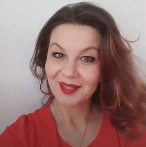 Аларм - ги губиме децата! (Став на Марина Коруновска, професор во Државното музичко училиште)