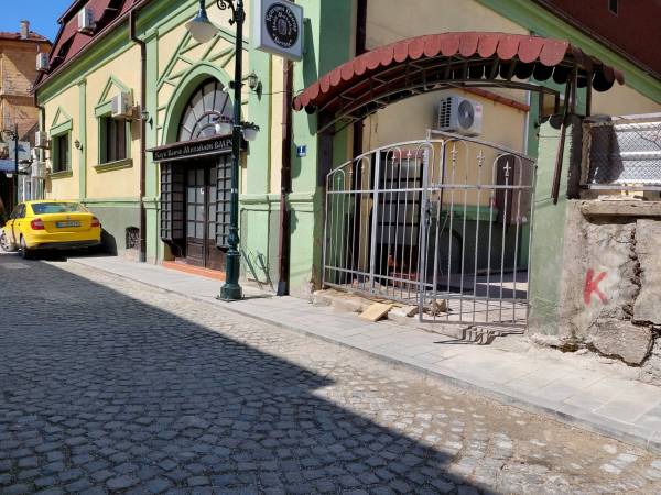 Петков на отворањето на Клубот „Ванчо Михајлов ВМРО“ во Битола, а и во посета на далеководот Битола-Елбасан