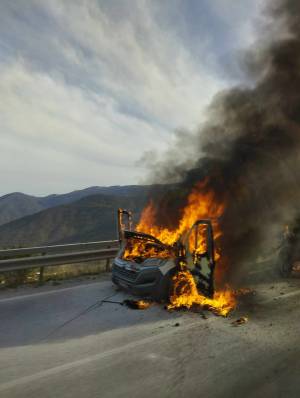 Товарно комбе попладнево се запали на Плетвар, колони возила на пат за Скопје