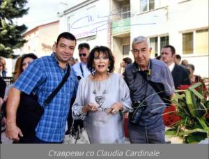 Битолскиот фотограф Сашо Ставрев со изложба по повод 45 години од Фестивалот „Браќа Манаки“