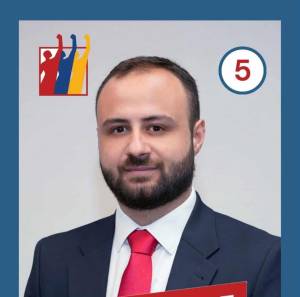 Петар Николовски е на чело на советничката листа на СДСМ Битола, промовира отворена и праведна политика