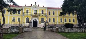 Битолскиот Музеј блеска со реконструираната фасада! Фото Апла.мк