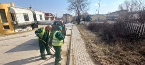 „Комуналец“-пролетно чистење низ централното градско подрачје на Битола