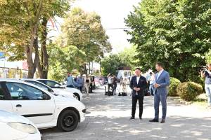 Пријавете злоупотреба на службени возила на 070 399 050