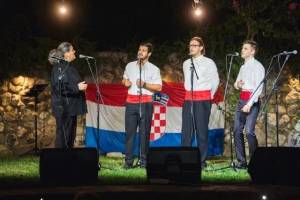 Во петок во Офицерскиот дом далматински мелос и претстава по повод Денот на државноста на Хрватска