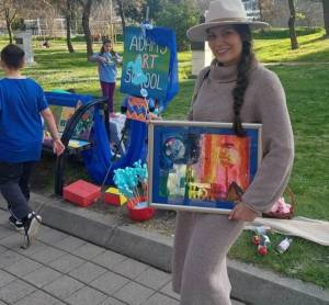 Хуманитарен настан на Адамс Арт од Битола за три социјални семејства