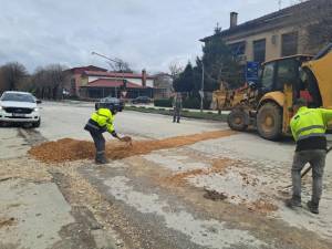&quot;Топлификација&quot; ги тампонира со нов асфалт и помалите прекопи низ градот по поставувањето на мрежата за топловодот
