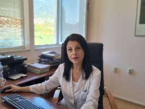 Д-р Светлана Поповска Кљусева Специјалист по епидемиологија со комплетна информација за труењето со храна во РЕК Битола