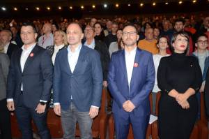 На барање на Филипче, целото раководството на СДСМ поднесе оставка вклучително и Методија Илиевски