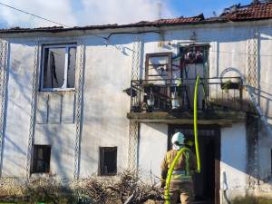 Куќа изгоре во село барешани, манастирот Свети Меркуриј собира донации за помош на семејството