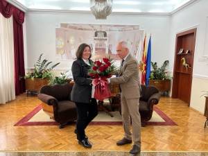 Коњановски со честитика до Бикова-Со вашата победа одекнува името на Битола и името на нашата Македонија