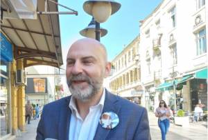 Јаневски: На пролет ќе се реактивира директната автобуска линија од Ресен до Корча