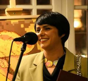 Уметницата Дијана Колонџоска ја доби Ноемвриската награда што ја доделува Друштвото на ликовни уметници од Битола