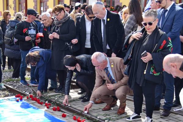 Битола се сеќава на жртвите на 80 годишнината од холокаустот на битолските Евреи