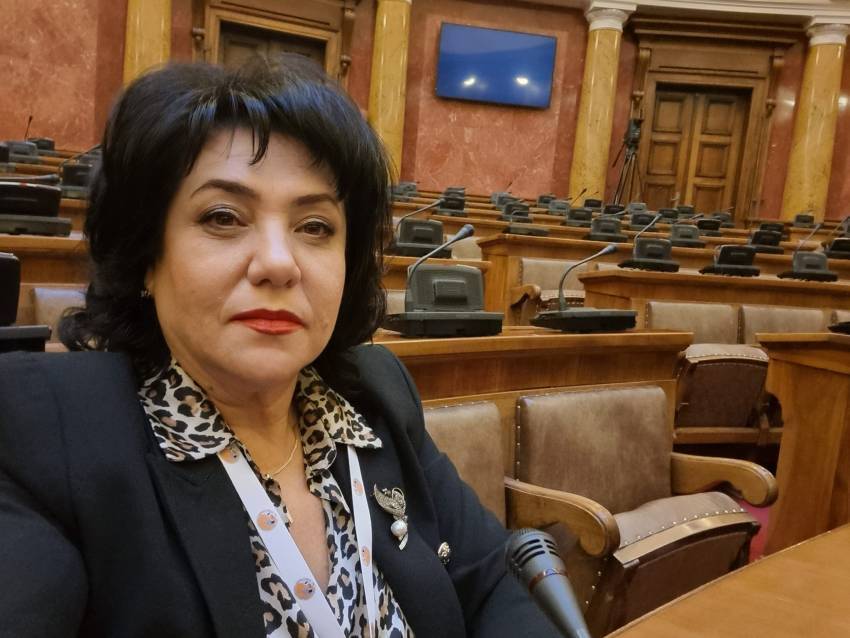 СДСМ Битола соопшти - Елена Спасеновска разрешена од член на Извршниот одбор