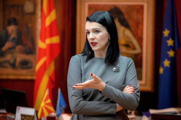 Пратеничката Бисера Костадиновска во деновите на национална жалост се пријавила за службено патување во Стразбур, вели дека уште нема одобрување