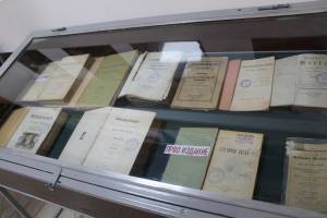 Изложба на сто книги стари сто години во Битолската библиотека