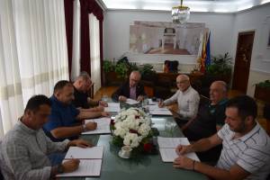 КОЊАНОВСКИ И ПРЕТСТАВНИЦИТЕ НА ПЕТ СПОРТСКИ ЗДРУЖЕНИЈА ГИ ПОТПИШАА ДОГОВОРИТЕ ЗА ОПШТИНСКА ПОДДРШКА ВО ВКУПЕН ИЗНОС ОД 2.200.000 ДЕНАРИ