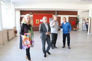 Министерот Шаќири ѝ даде мандат на истата директорка за која ги одзеде ингеренциите на градоначалникот Коњановски