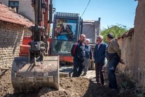 Реконструкција на две локални улици во село Лажец