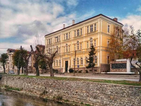 Битолската гимназија „Јосип Броз Тито“ добива престижно признание за билингвалната настава од француското Министерство за Европа и надворешни работи