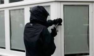 Арамија влегол во домот на битолчанец, физички го нападнал сопственикот со остар предмет