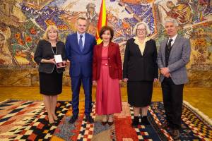 Битолската лекарка Соња Коцарева-Трпезановска како внука на докторот со светско реноме Анастас Коцарев го прими орденот "Илинден 1903"