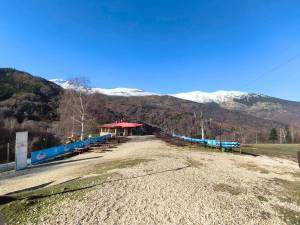 Чај и чист воздух - Чајџилницата на ски центарот Стрежево отворена за викендите