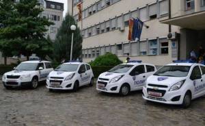 Полицијата го привела 64-годишниот битолчанец кој допирал малолетничка